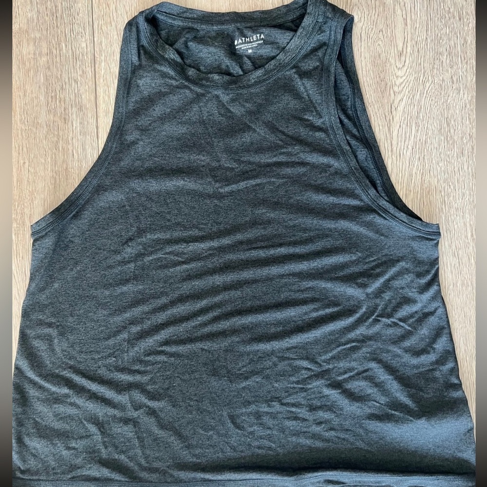 Athleta uptempo tank M